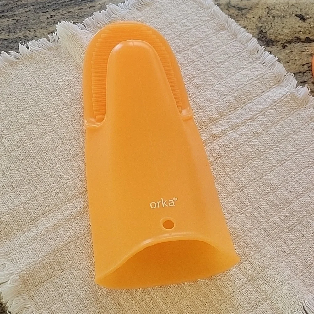 Le creuset and Mastrad  Orka set of 3 items